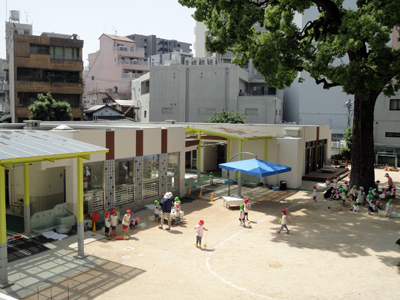 園庭での活動