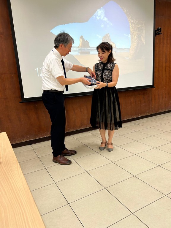西湖実験中学校