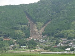 13_sanno3_zoom_vis_dsc05627.jpg