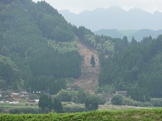 14_nakasakanashi_vis_dsc05629.jpg